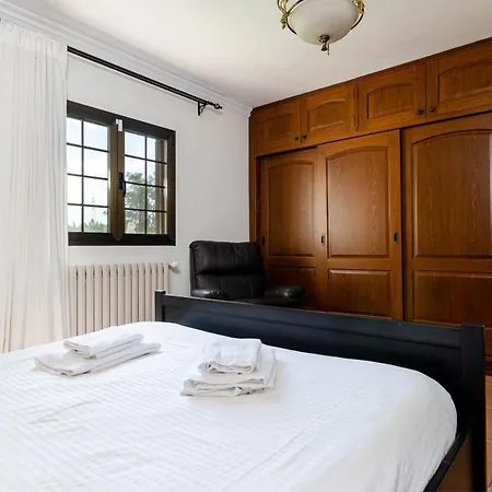 Yourhouse Son Piedra, With Private Pool Near Palma, Mallorca South Villa